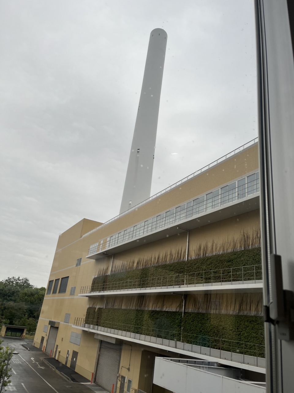 光が丘清掃工場とローズガーデン見学を開きます。