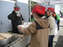 １月１８日（日）石神井小学校で「餅つきと昔遊びの会」