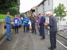 石神井消防署の方々から姿勢やポンプ操作など具体的な実地指導を